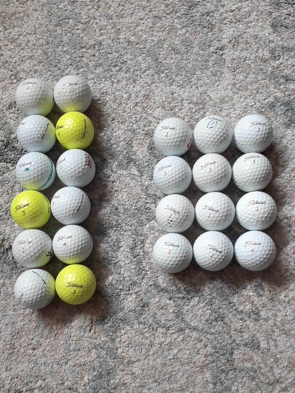 Titleist ProV1/ProV1x - 2 Dozen